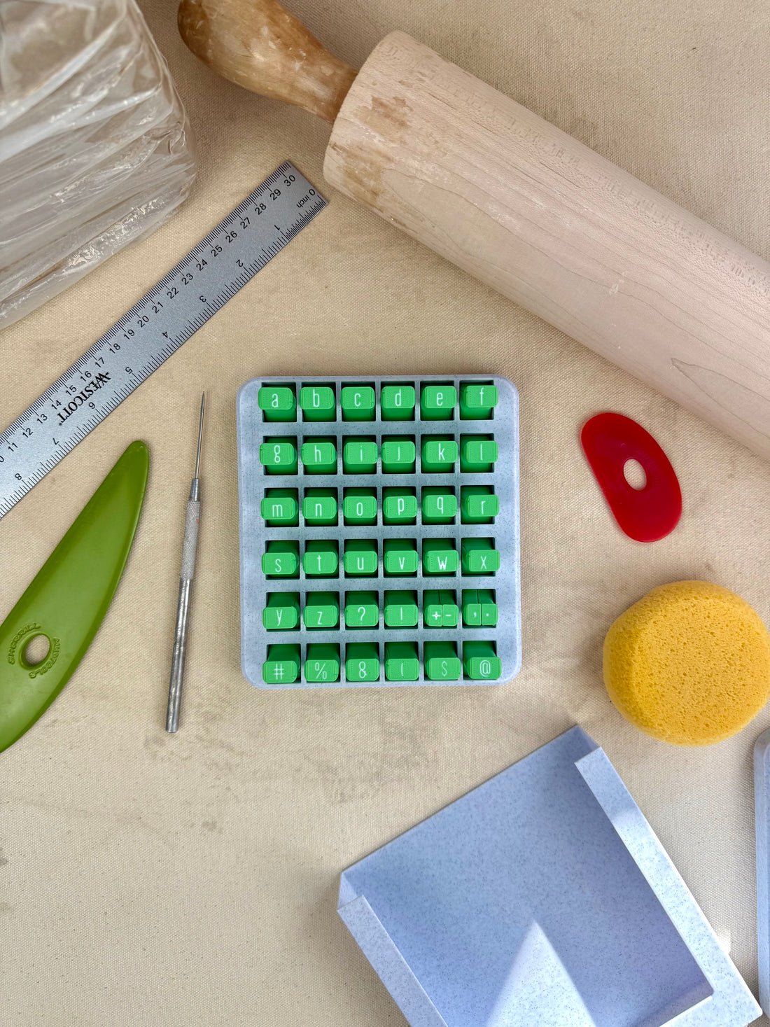 🔥LAST DAY 49% OFF-Uppercase and Lowercase Alphabet & Number Clay Stamp Sets
