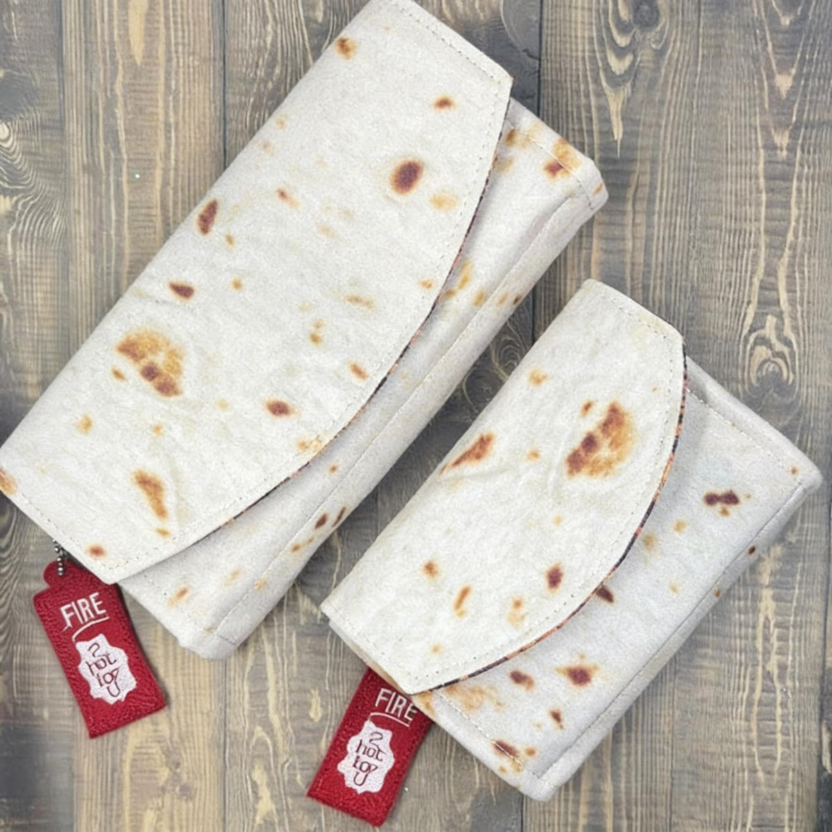 🔥LAST DAY 49% OFF - The Burrito Wallet – Your All-in-One Style & Storage Wrap! 🌯✨