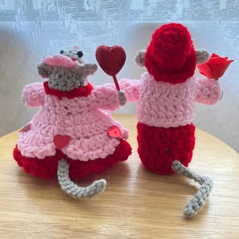 🔥LAST DAY 50% OFF - 💖🐭Crochet Valentine Mouse Couple