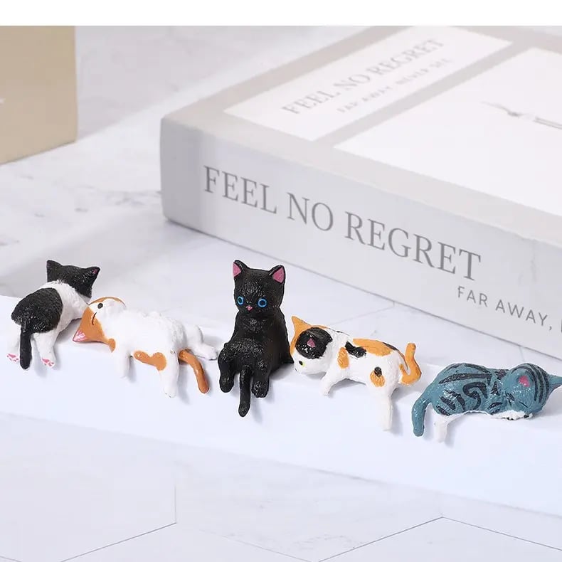⏰🔥LAST DAY 59% OFF - Hand-Painted Mini Cat Desk Figurines 😺 Set of 5 Cute Cartoon Kitty Companions