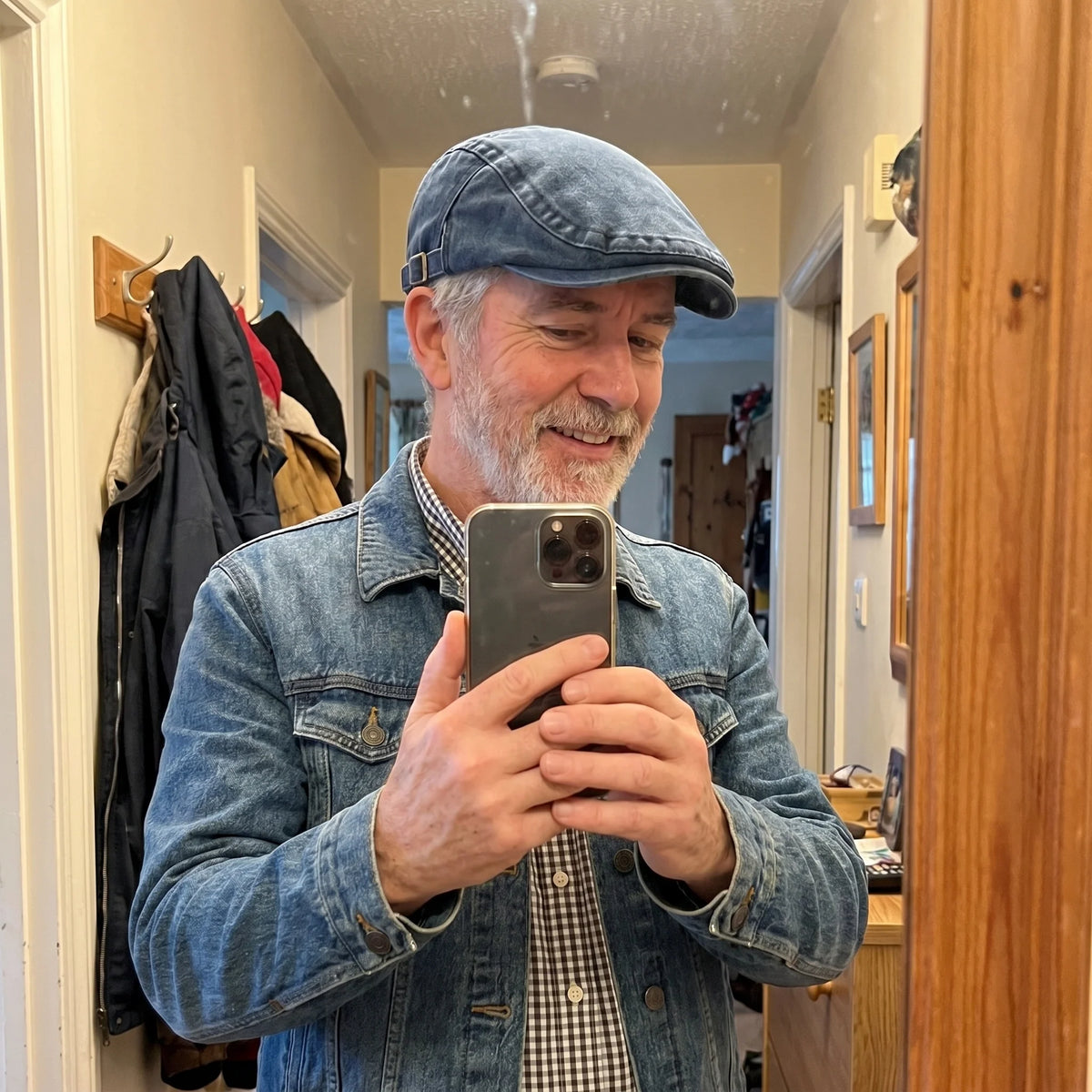 🔥 The Classic Cap Men Are Wearing Again — Vintage Style Meets Everyday Comfort